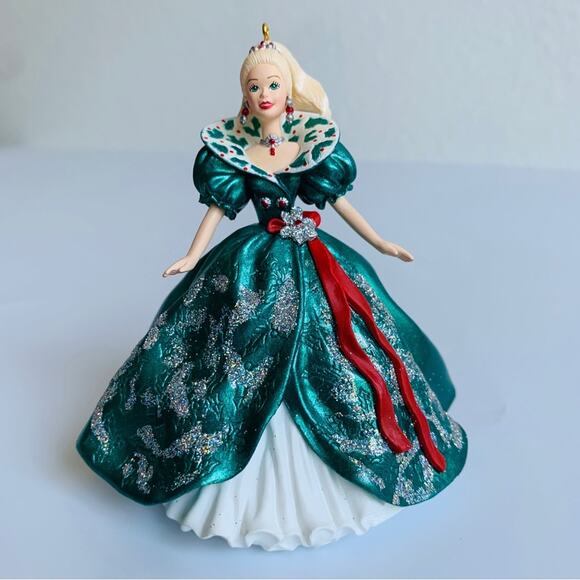 Barbie Other - 1995 Barbie Ornament